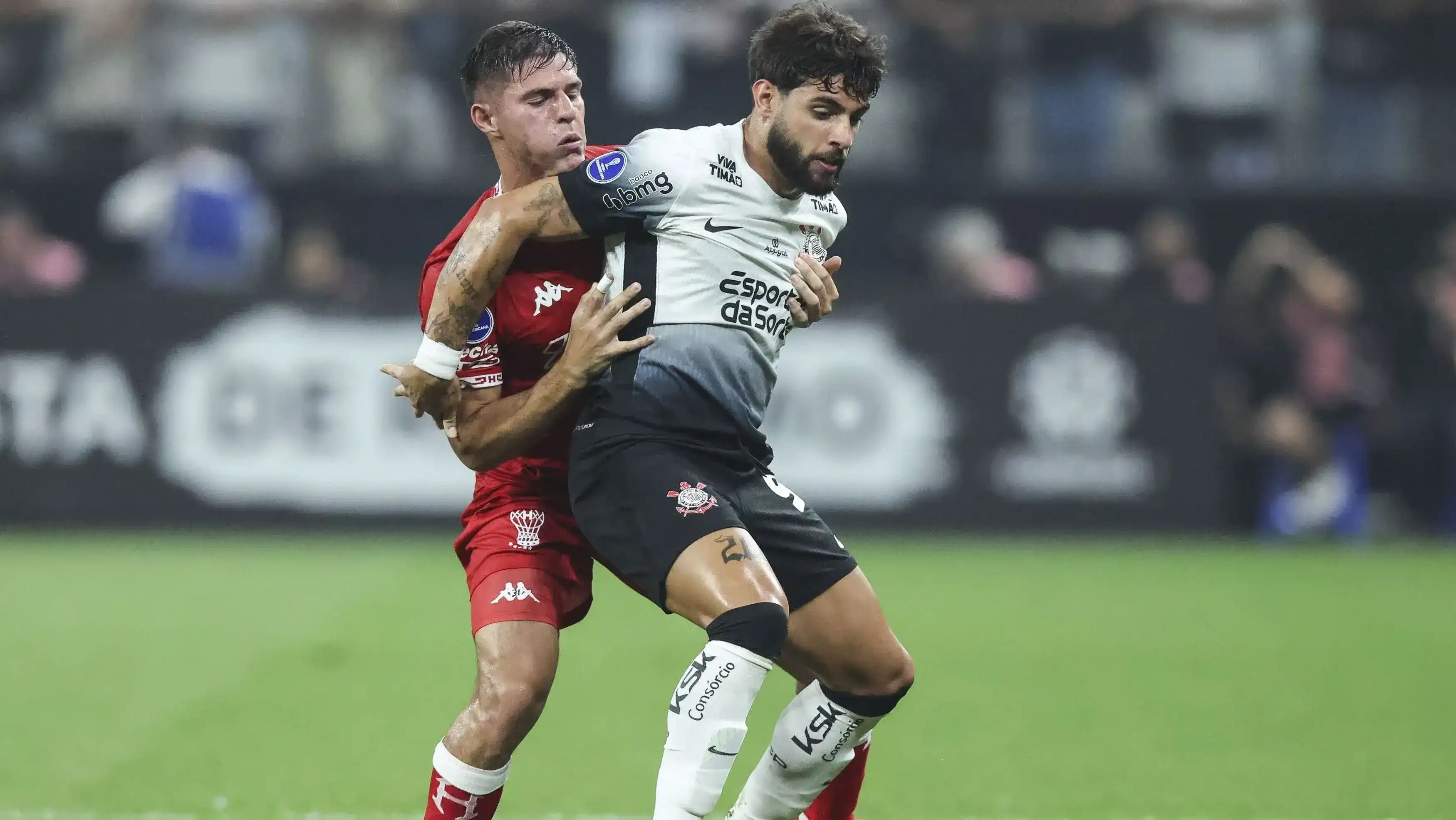 Posisi Pemain Bola Sepak dan Peranan Mereka dalam Peraduan